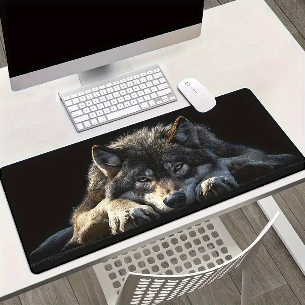 Wild Grey Wolf on Black Backgr - Desk Setup Grey avaliação e preço